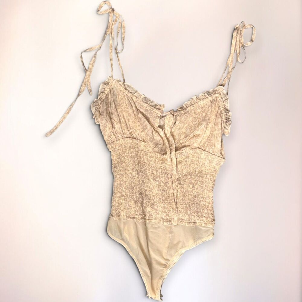 Free People Intimately Women’s Floral Bodysuit Size Medium Tan Tie Strap Boho